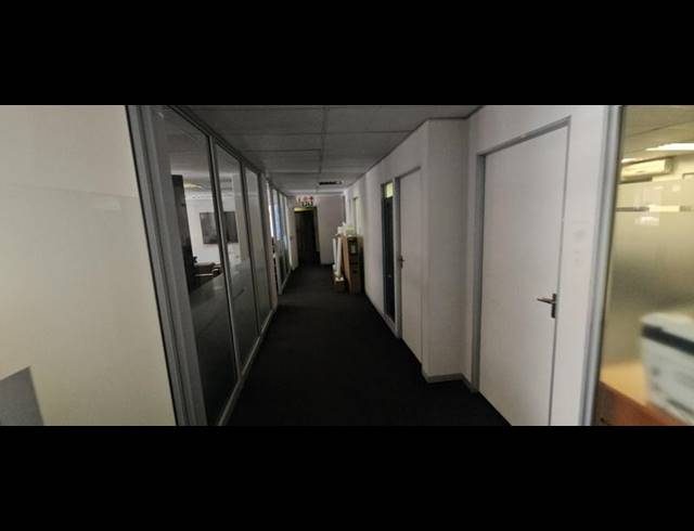 BUSINESS PROPERTY TO RENT IN HALFWAY GARDENS